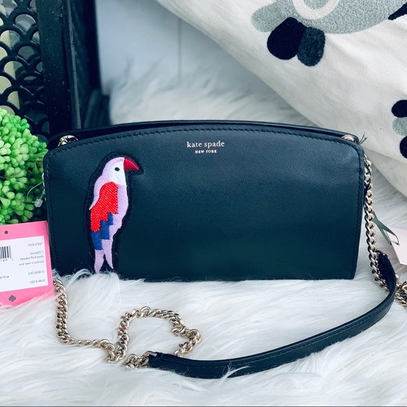 kate spade Handbags - 🌸Kate Spade E/W parrot crossbody flock party